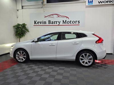 2018 Volvo V40