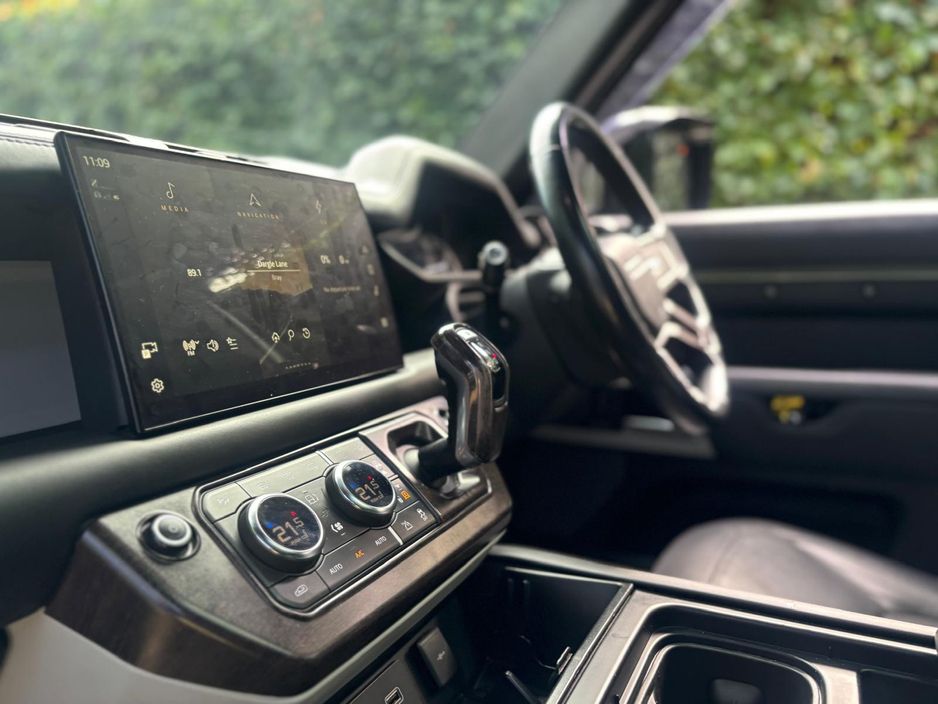 2023 Land Rover Defender