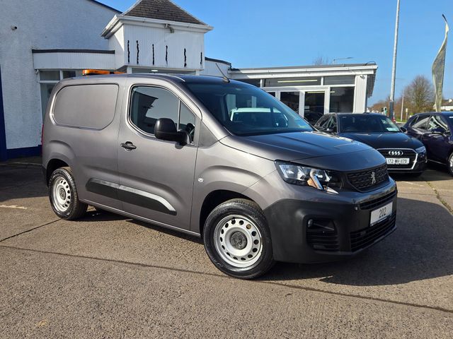 vehicle for sale from Alan Bardon Motors