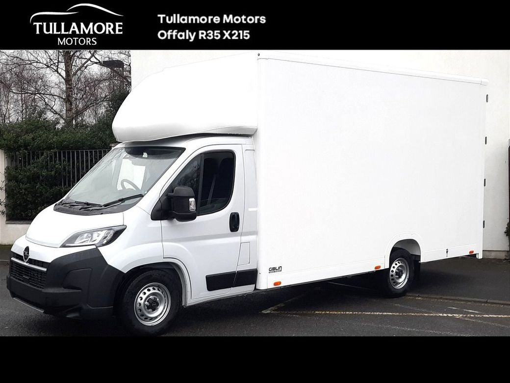 2025 Opel Movano