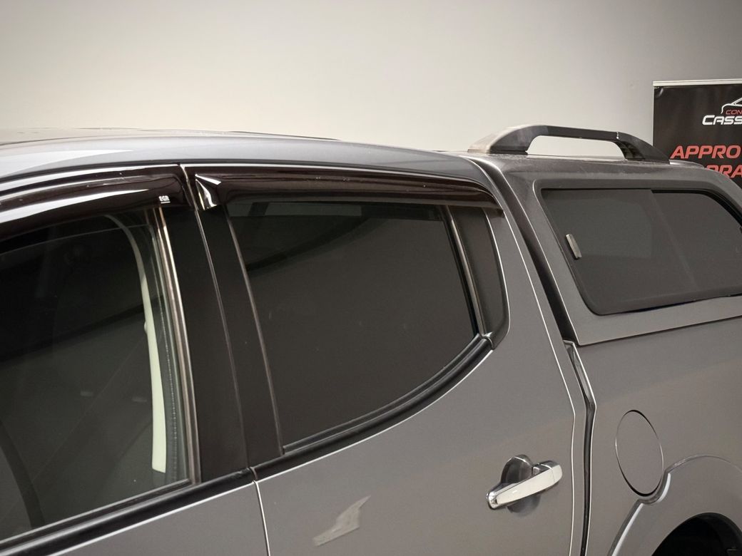 2016 Mitsubishi L200