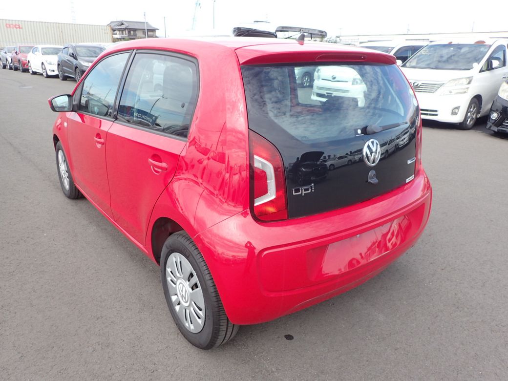 2016 Volkswagen up!