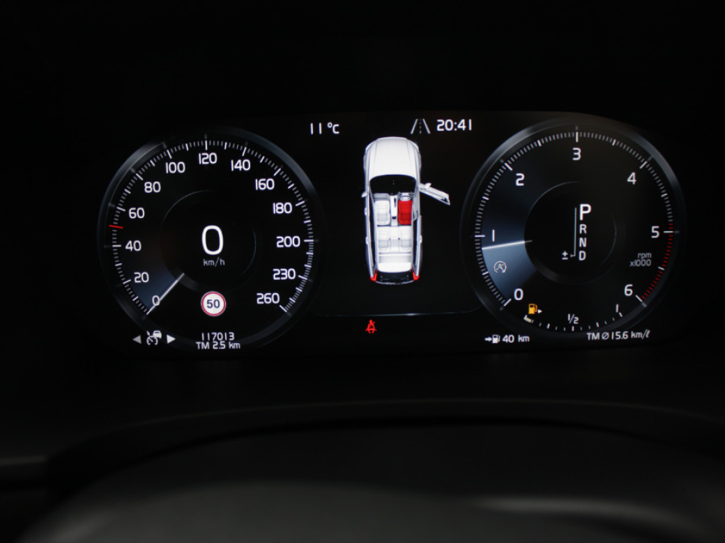 2021 Volvo V90 Cross Country