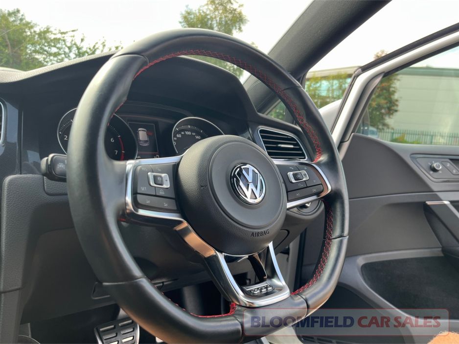 2017 Volkswagen Golf