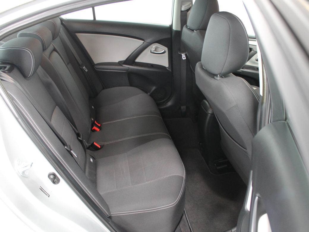 2016 Toyota Avensis