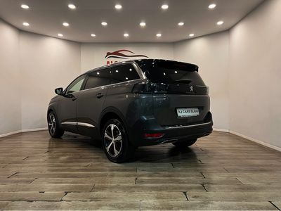 2021 Peugeot 5008