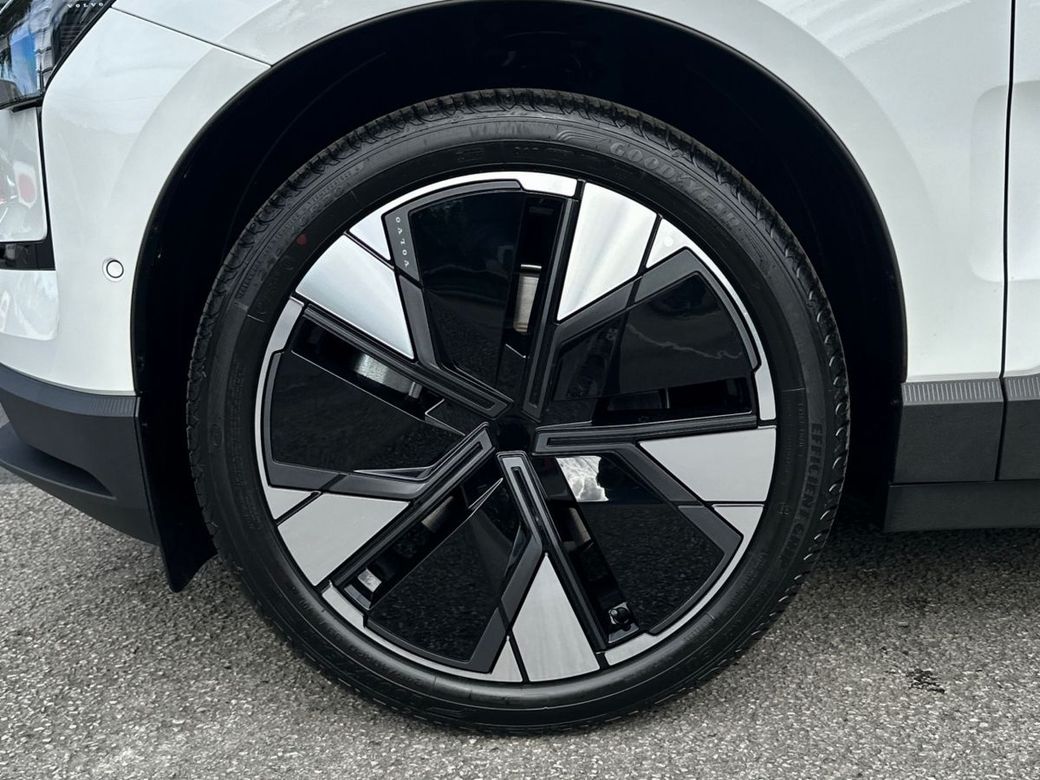2027 Volvo EX30