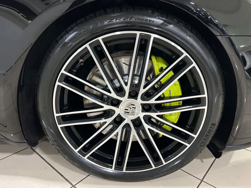 2018 Porsche Panamera