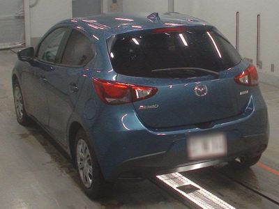 2018 Mazda Demio