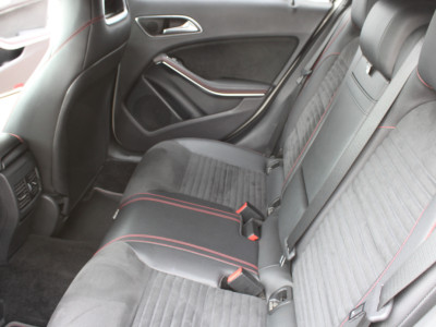 2014 Mercedes-Benz A 180