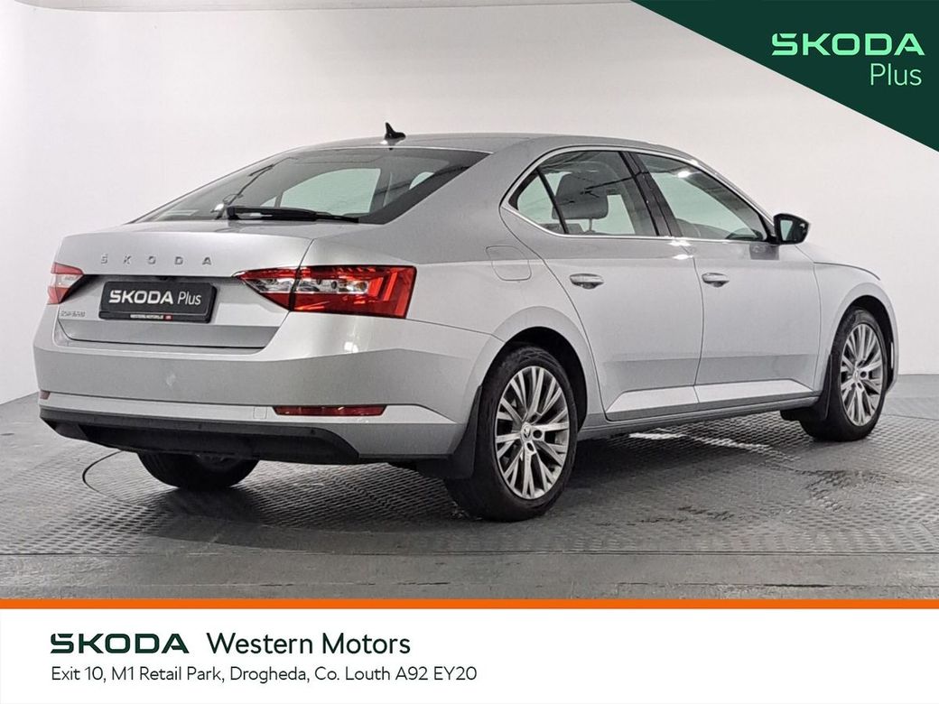 2023 Skoda Superb