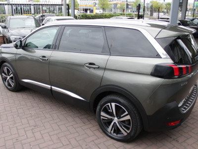 2019 Peugeot 5008