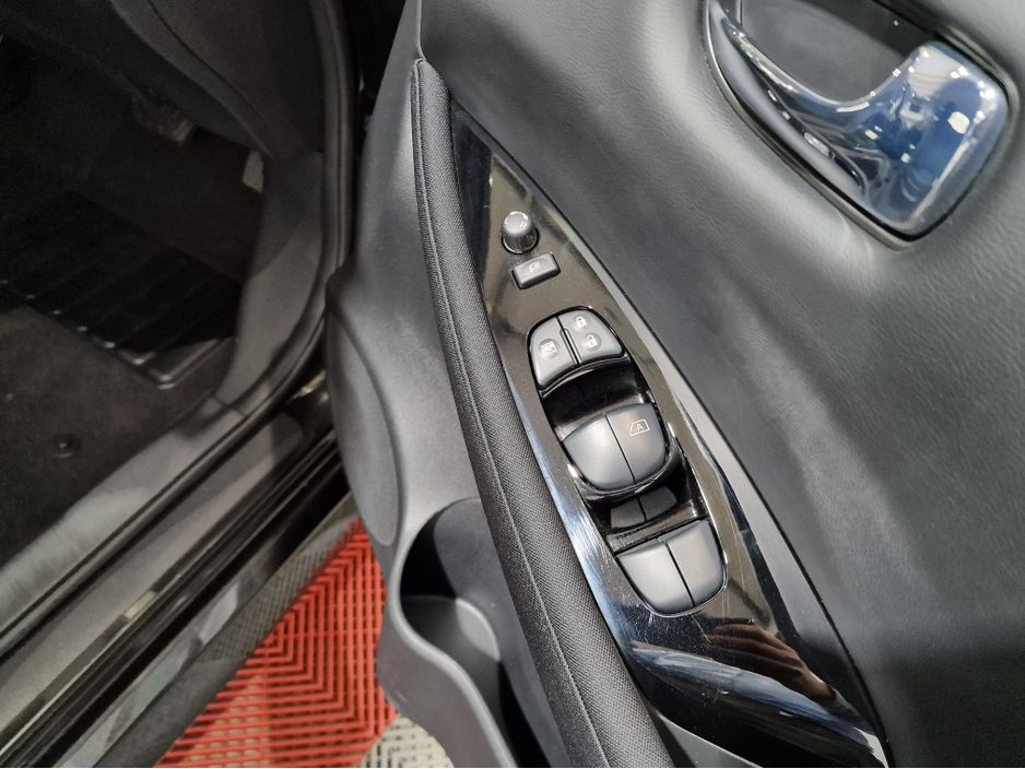 2023 Nissan Leaf