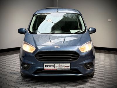 2023 Ford Transit Courier