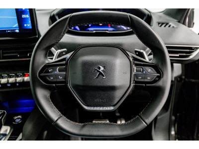 2023 Peugeot 5008