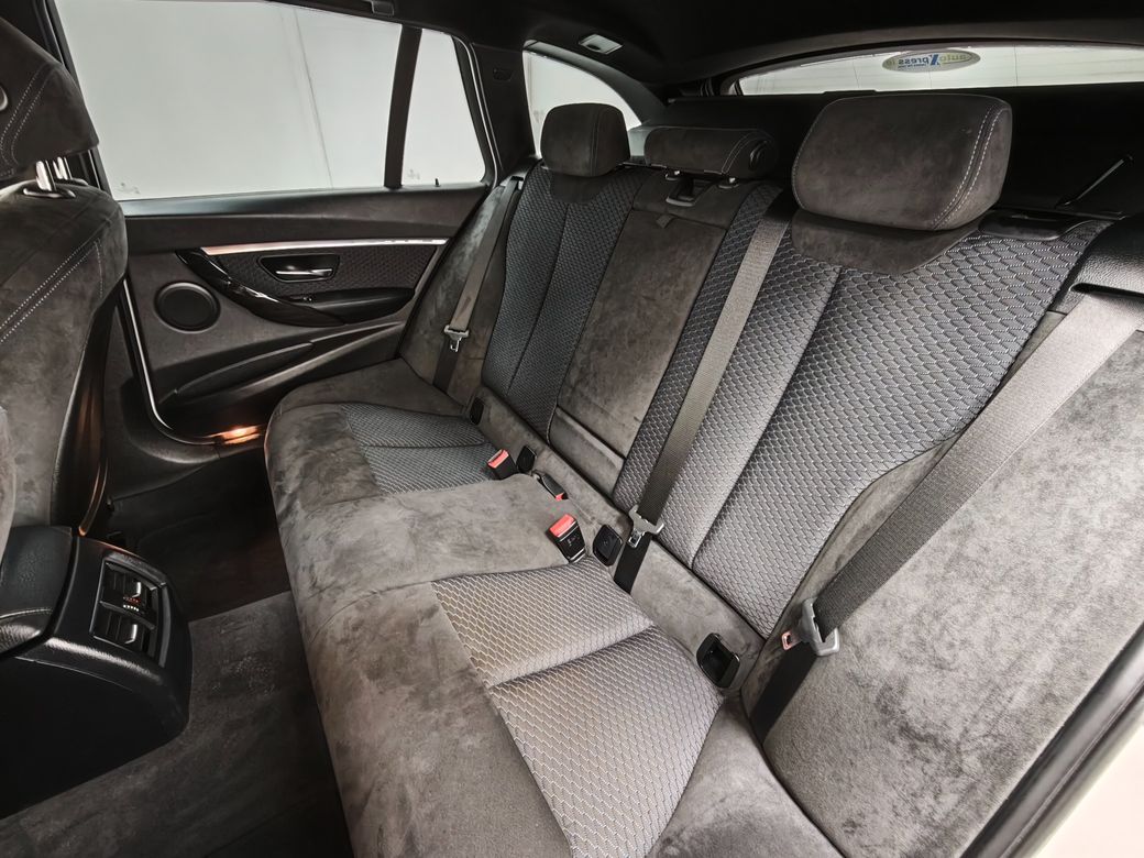 2018 BMW 3 Series
