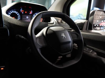 2024 Peugeot Partner