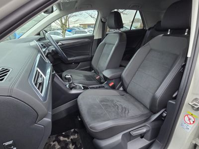 2023 Volkswagen T-Roc