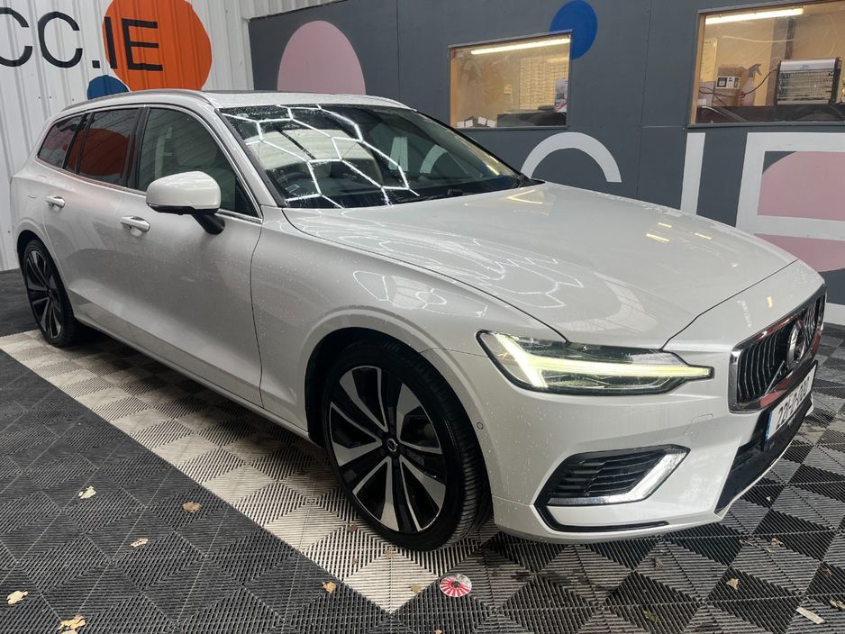 2022 Volvo V60