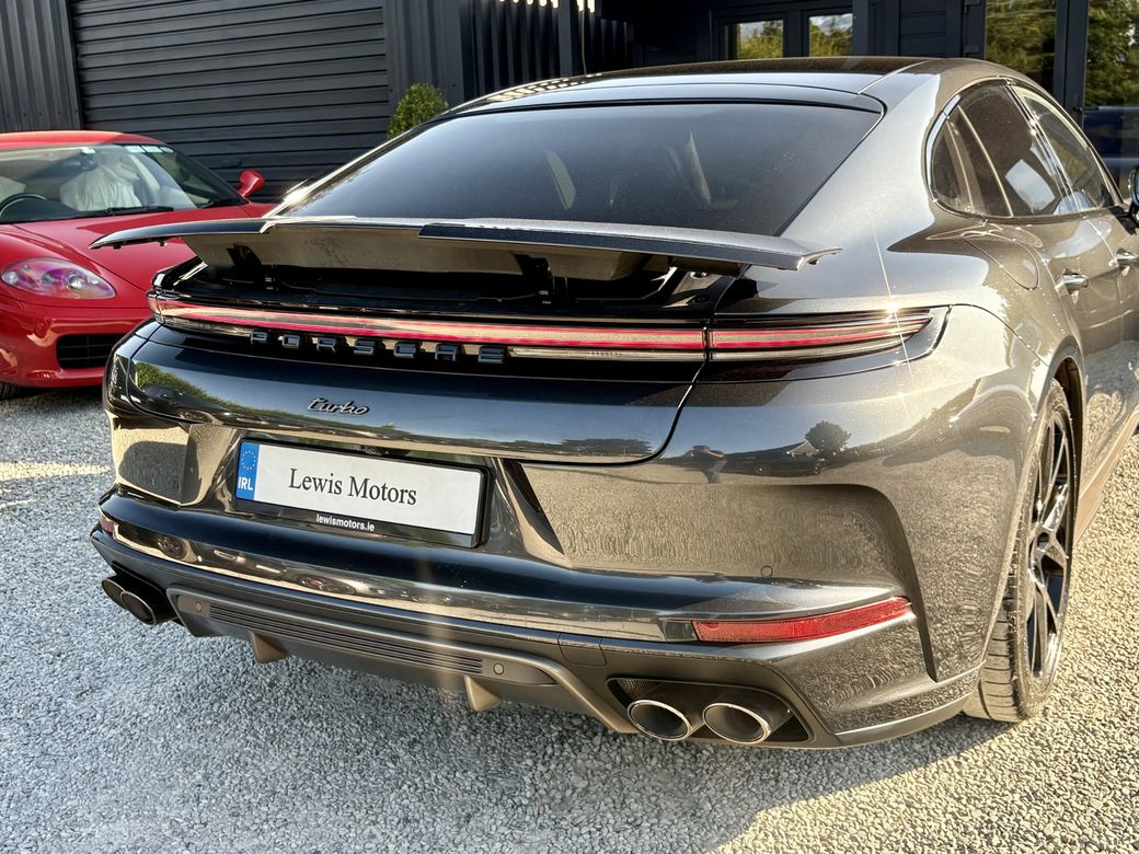2025 Porsche Panamera