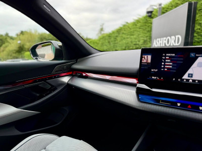 2025 BMW M5