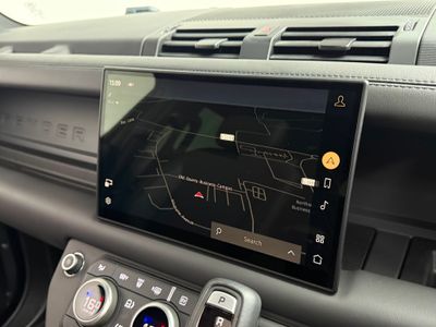 2025 Land Rover Defender