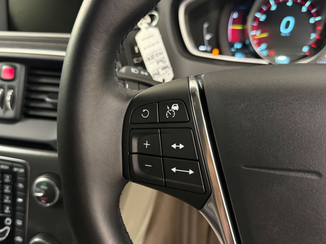 2014 Volvo V40