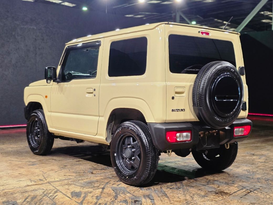 2023 Suzuki Jimny