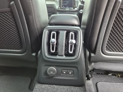 2020 Volvo XC40