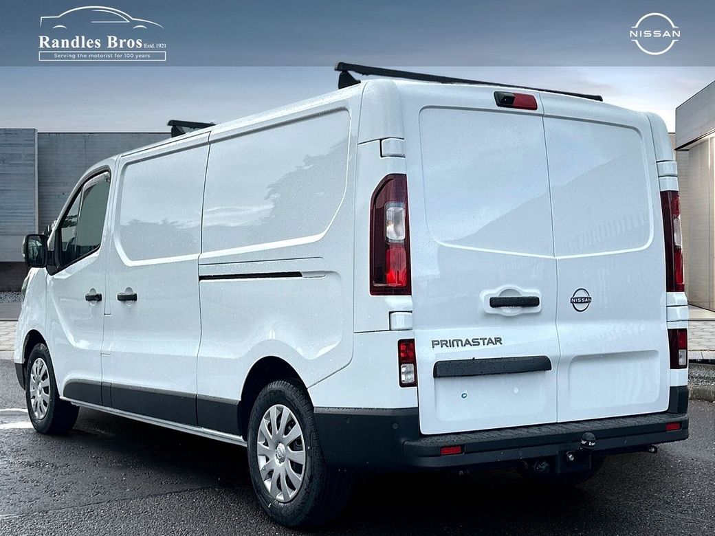 2025 Nissan Primastar