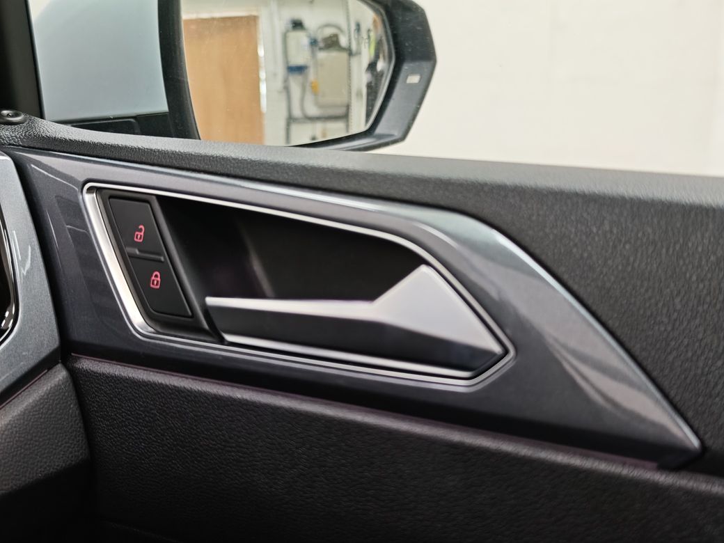 2018 Volkswagen Polo