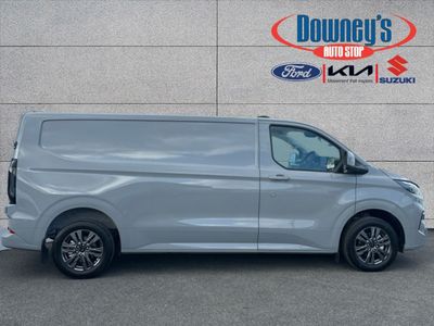 2025 Ford Transit Custom