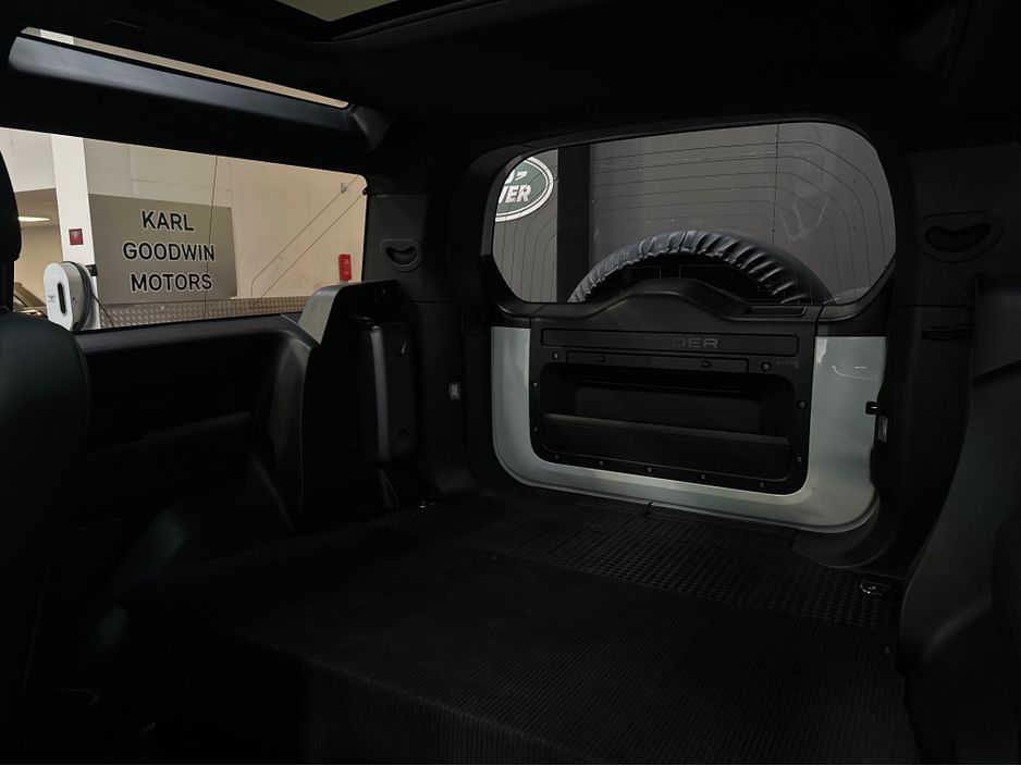 2022 Land Rover Defender