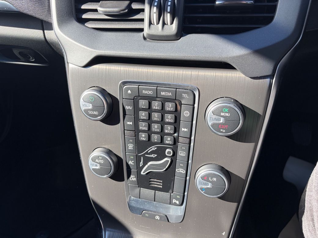 2015 Volvo V40