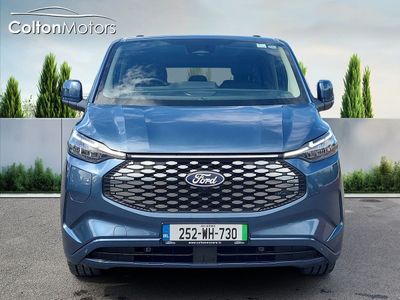 2025 Ford Tourneo Custom