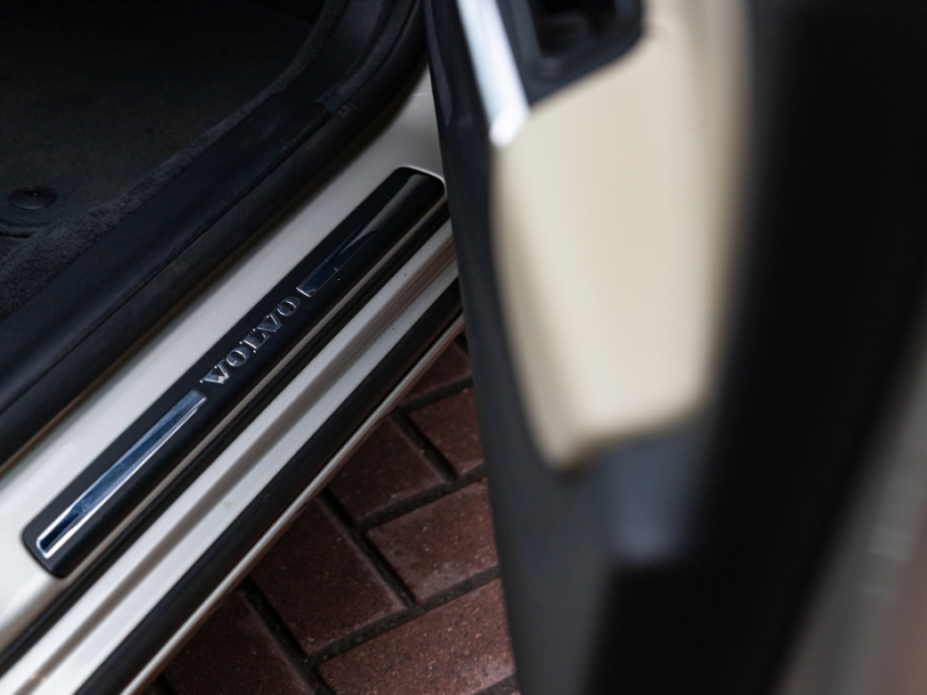 2017 Volvo V60