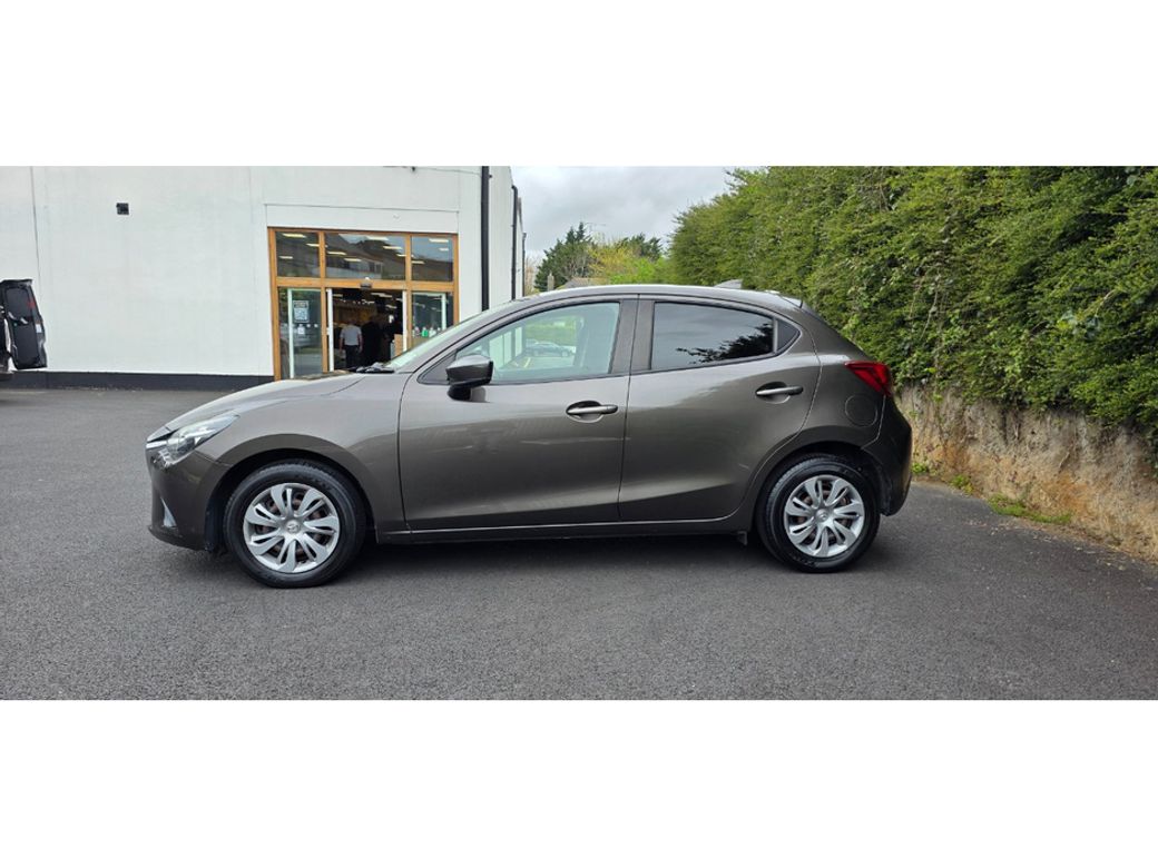 2016 Mazda Demio
