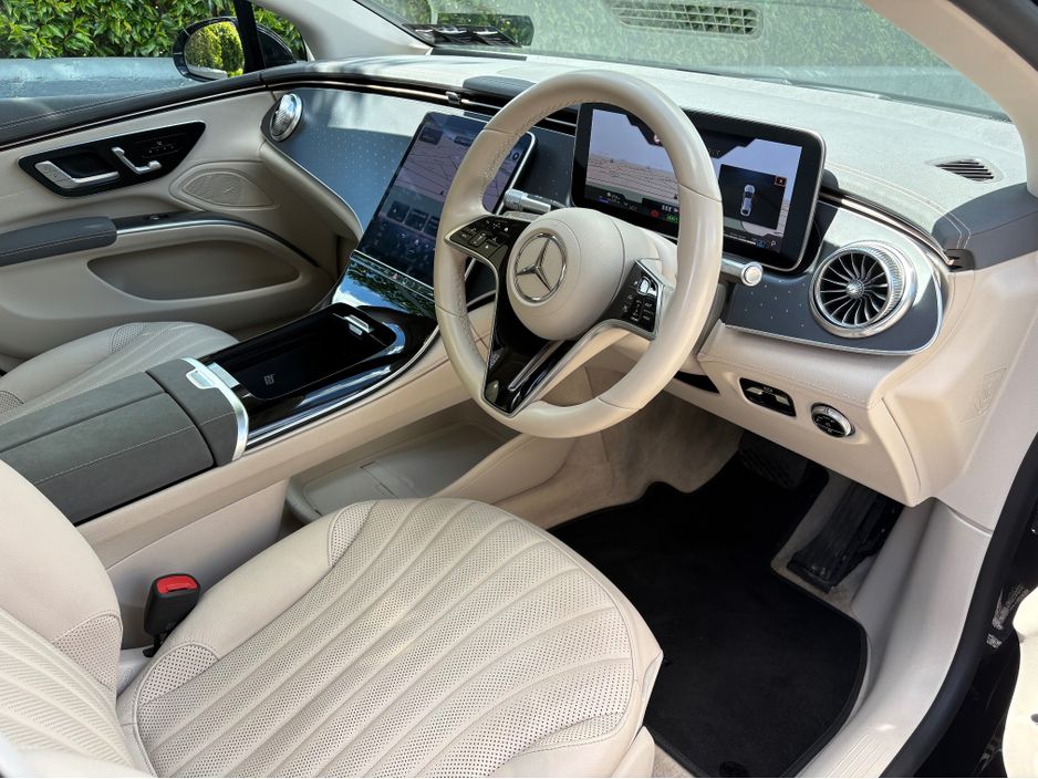 2022 Mercedes-Benz EQS