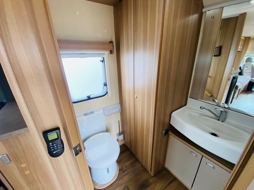 2013 BESSACARR 442 LOW PROFILE R.H.D
