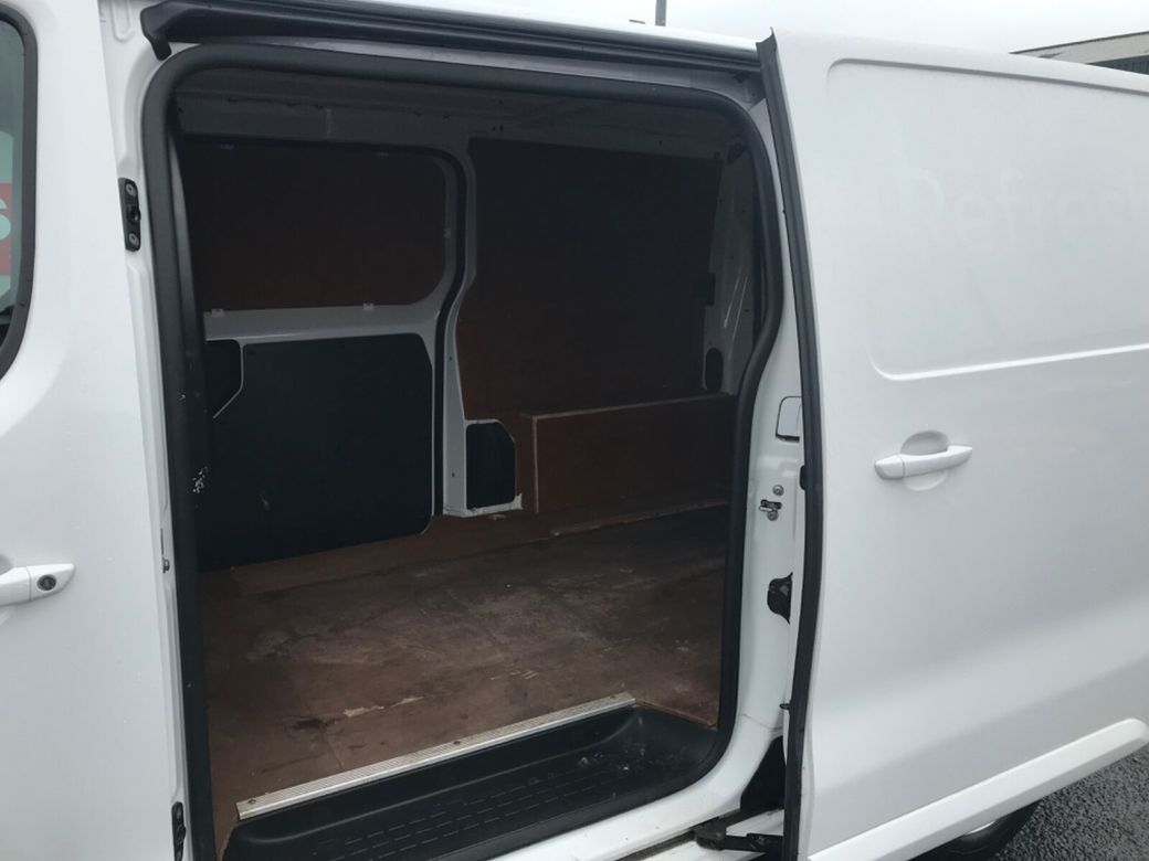 2021 Vauxhall Vivaro