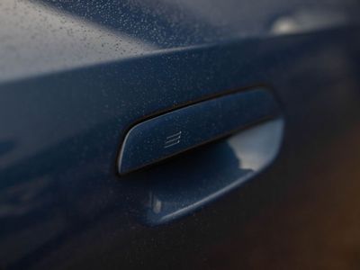 2025 BMW i5