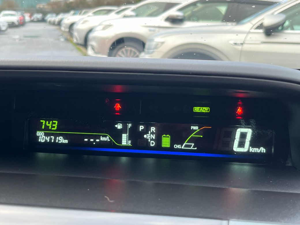 2014 Toyota Prius Alpha