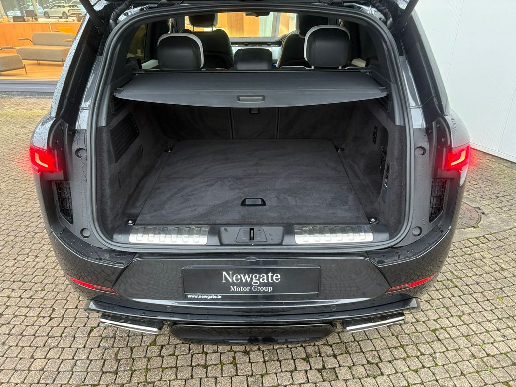 2025 Land Rover Range Rover Sport