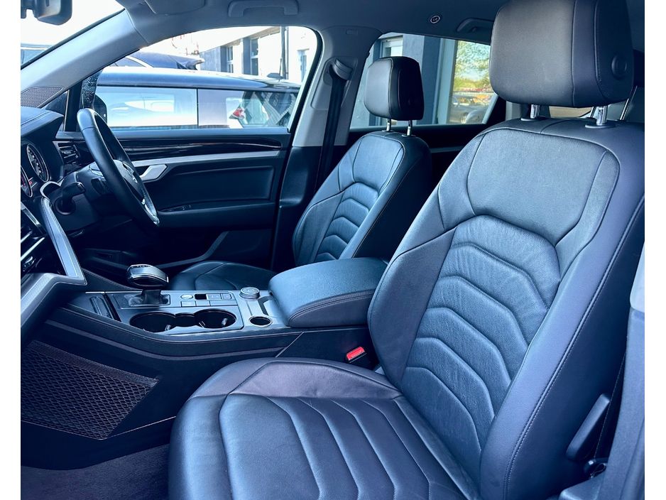 2019 Volkswagen Touareg