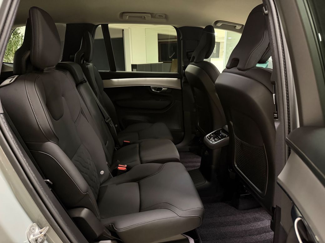 2025 Volvo XC90