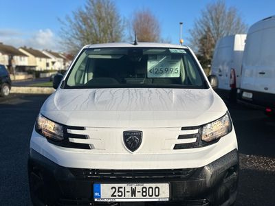 2025 Peugeot Partner