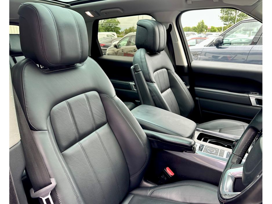 2020 Land Rover Range Rover Sport