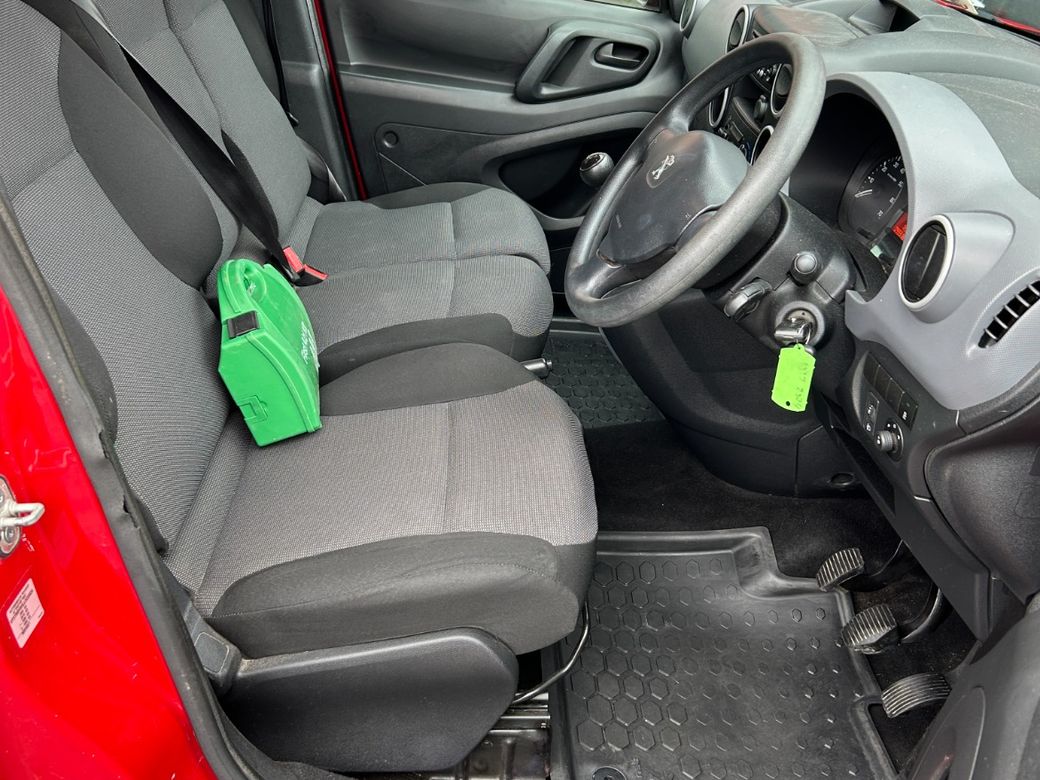 2018 Peugeot Partner