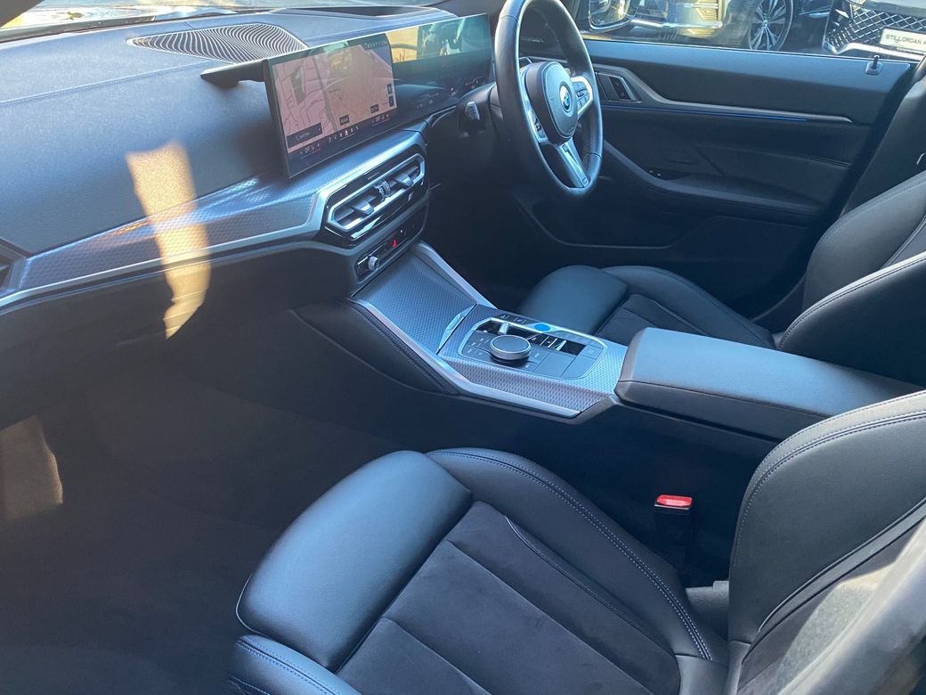 2024 BMW i4