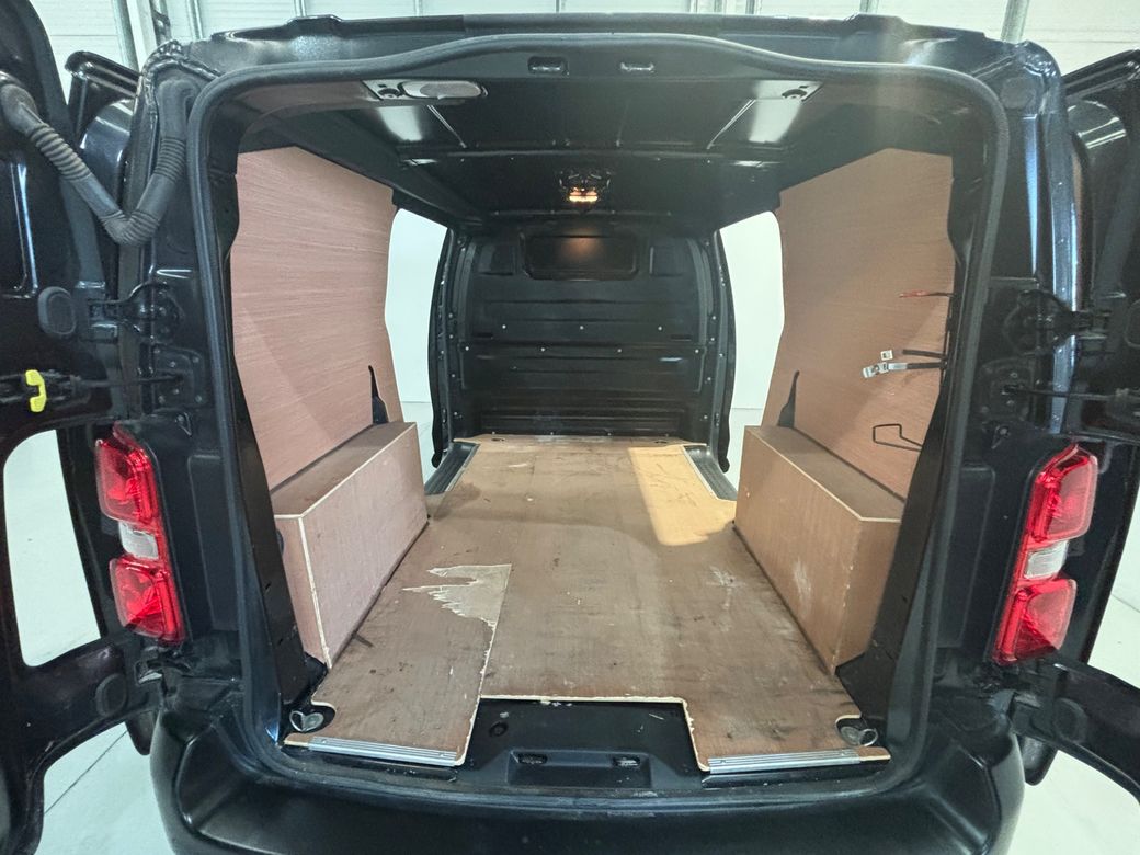 2020 Vauxhall Vivaro